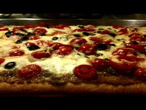 Eating pizza SOUND EFFECTS