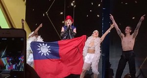 Madonna wrapped in Taiwan flag causes controversy