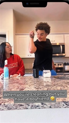 When you’re cleaning but you have a husband 🤣 #scarepranks #scarecam #fail #jumpscare #scary #scared #scaring #foryou #fypシ #funny #funnyvideos #prank #scaringpeople #funnyprankvideos #funnymoments #hahaha | Scare.prank.usa