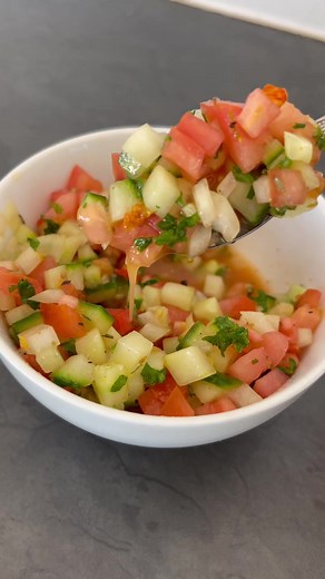 Fresh and Flavorful Cucumber and Tomato Salsa Recipe