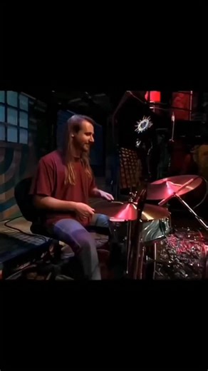 Echoes and Notes on Instagram: "The line “All I can say is that my life is pretty plain” opens Blind Melon’s 1993 hit “No Rain,” one of the most deceptively upbeat songs of the ’90s. While the melody feels sunny and carefree, the lyrics reflect quiet loneliness and emotional disconnection. Frontman Shannon Hoon wrote the song during a period of depression, using simplicity to mask deeper unease. The contrast became even more powerful thanks to the iconic “Bee Girl” music video, which turned the