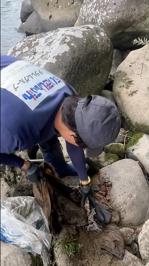 【そこにあってはいけないモノが発見されてしまう】利根川で500kgのごみ回収ミッション！絶景で癒されながらひたすら拾えぇぇえええ！！！#shorts
