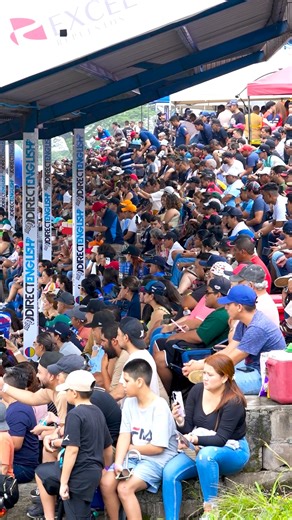 #ChallengeDeLasAméricas | El Gobierno del Presidente Nayib Bukele impulsa el turismo deportivo en El Salvador y con esto lo posiciona como anfitrión de importantes eventos. Esta vez, el Autódromo Internacional El Jabalí fue el escenario para el GT Challenge de Las Américas que contó con la participación de destacados pilotos internacionales. #SecretaríaDePrensa | Secretaría de Prensa, Presidencia de la República de El Salvador