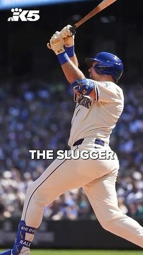 Cal Raleigh sets MLB HR record for catchers