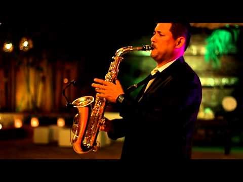 WORLD'S BEST SAX PLAYER!!! Alain Mendoza - Europa