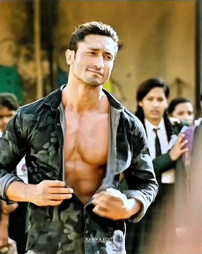 👿Commando Saved The Girl ⚡ | Vidyut Jamwal Status #boysattitudestatus #shortstory