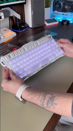 White-on-white keyboard & caps 🤌🏻| GravaStar Mercury K1 + Womier Jelly Keycaps