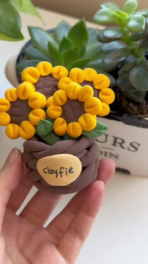 Make Your Own Sunflowers with Clay - Craft Tutorial