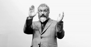 Hacksaw Ridge’ trailer