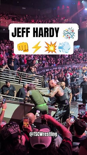 Jeff Hardy Brawls with Luke Gallows in Crowd!
