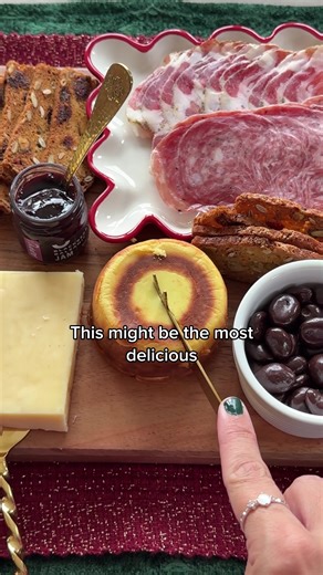 Take the guesswork out of picking and pairing quality meats and cheeses! Introducing AppyHour, where convenience meets culinary expertise. Our curated boxes, crafted by Certified Cheese Professionals, promise a delightful journey through unique flavors, textures, and expert pairings delivered right to your door. Immerse yourself in a selection of artisan cheeses and fresh charcuterie sourced from small-scale artisans worldwide. Items you won't find at your local grocery store. Each box is meticu