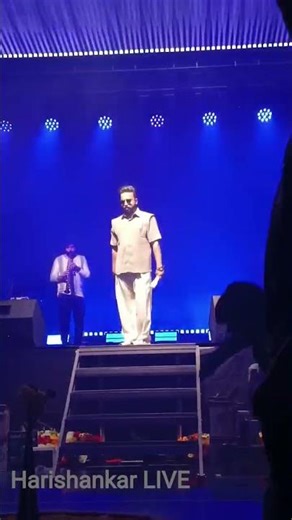 kadhalin .... Harishankar LIVE. ‪@dubai‬