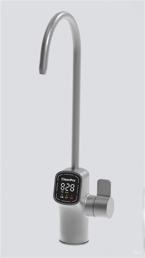 Diseño minimalista, purificación máxima. Olvídate de los sistemas complicados. CleanProWater se instala discretamente y te ofrece agua pura ilimitada con monitoreo digital instantáneo. #CleanProWater #CocinaModerna #AguaPurificada #AguaPremium #SinPlastico #InnovacionHogar Calidad certificada NSF 58 en cada gota. | CleanPro Water