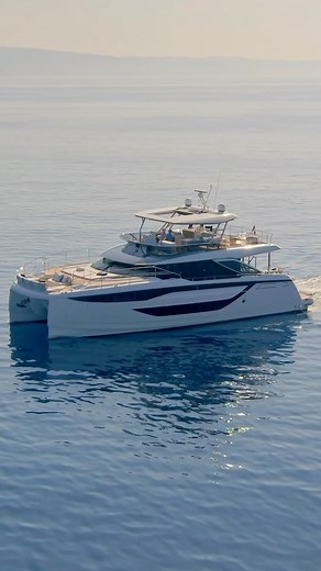 13 reactions · 3 comments | Discover new horizons and reconnect nature, with yourself, and with others in a spacious, refined, luxurious environment: this is the Art de Vivre offered by the new Prestige M8. #Prestige #PrestigeM8 #Lengers #PrestigeYachts #LengersYachts #M8 | Lengers Yachts | Facebook