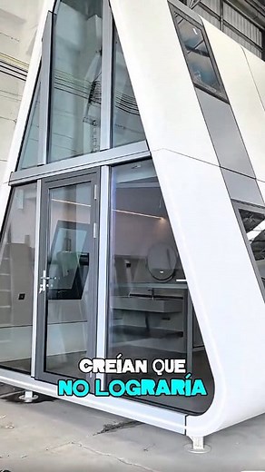 Esta chica compró esta hermosa casa triangular 🏕 | Casas Asombrosas