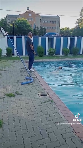 #swimmingsaveslives #treaddeepwater #morakhosi #swimminginstructor #Maseru #Lesotho 58564788/63349391 | Swimming Lessons Instructor