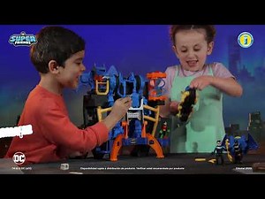 ¡A salvar Ciudad Gótica con Batman! | Súper Regalos Fisher-Price