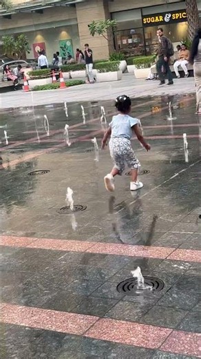 Amaira had to go into the cold water #youtubeshorts #shorts