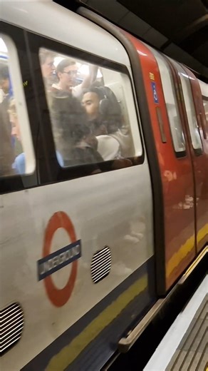 #northern #underground #trainspotting #tube