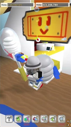 I got Festive Bee in Bee Swarm Simulator