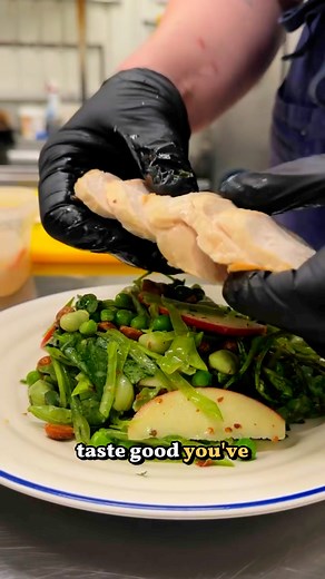 I trained under Gordon Ramsay — and here are 3 things he drilled into me that most meal prep brands completely ignore. It’s how we run our kitchen at All Week. We don’t batch bland chicken and call it meal prep. We cook properly — every dish, every week. 👉 If you’ve tried the others, try this | All Week