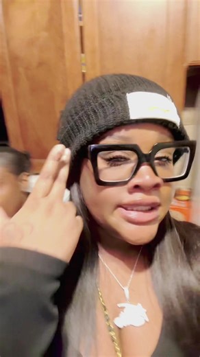 nunnn, just me & the vibes i bring to the party 😭🤒😘