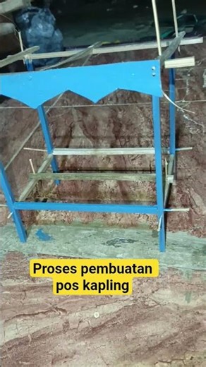 proses pembuatan pos kapling miniatur