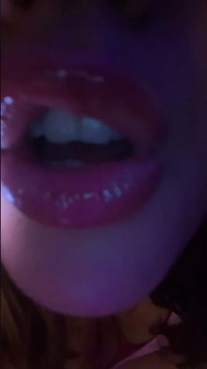 Kisses from Girlfriend Asmr #asmr #kissing