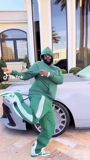 Rick Ross Leg Dance: Akon, Rozay Car Collection