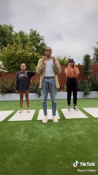 Back with the classics biebs...@geolewis @starrkiely