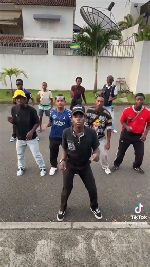 Nouvelle trend gabonaise 🇬🇦🚨 #viral #dance #gabon #video #tiktok #shorts #fyp