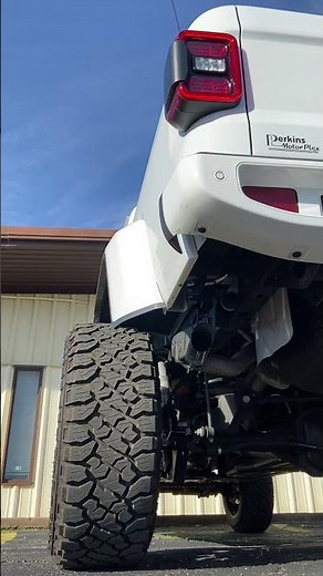 Jeep Gladiator 40 series Flowmaster exhaust