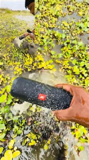 Jbl bass test and speakers dropped in to water