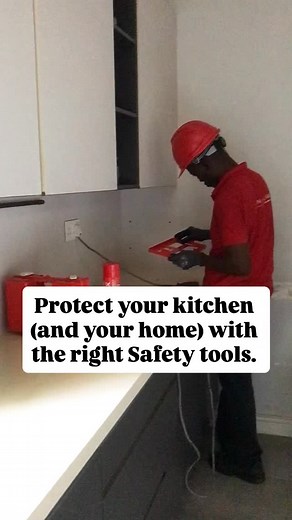 Your kitchen is the heart of your home and it deserves to be properly protected. Invest in the right Safety tools for this space. You can start with: 1. Fire blanket 2. Fire extinguisher spray 3. First aid kit Cavanna Fire Your Safety Ally #homesafety #kitchensafety #fireextinguishers #fireblanket #fireprotection #luxuryhomes #lekkiluxuryhomes #lagosmansions | Cavanna Fire | Facebook