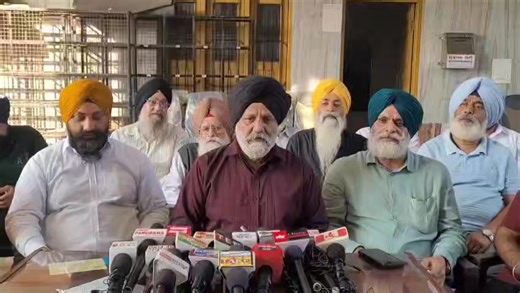 The District Gurdwara Parbandhak Committee (DGPC), Jammu, held a press conference in connection with the upcoming celebration of the 556th Parkash Purab of Shri Guru Nanak Dev Ji Maharaj, which will be observed on November 5, 2025, at Gurdwara Yaadgar Guru Nanak Dev Ji, Chand Nagar, Jammu. During the press conference, it was announced that the program will feature a Hazoori Ragi Jatha from Sri Amritsar Sahib, along with renowned Parcharaks and other distinguished religious personalities. They wi