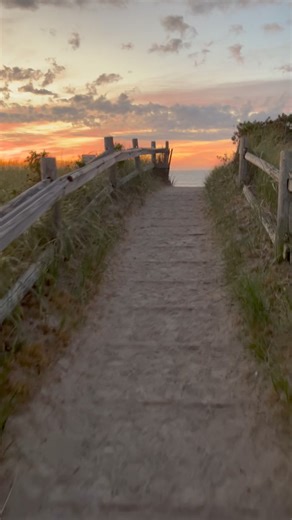 A walk to a beach I had never visited before #Maine #beach #sunrise | Eric Storm Photo