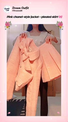 Pink chanel-style jacket + pleated skirt 🎀