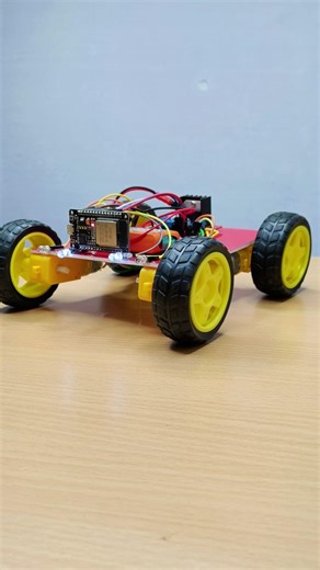 ESP32 RC Car | 4x4 Drive + Hazard Lights + Headlights | L298N Driver #Shorts ‪@esp32‬ ‪@IoT‬