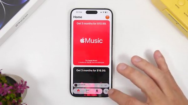 iOS 26.1 - Liquid Glass 2.0 is Here !