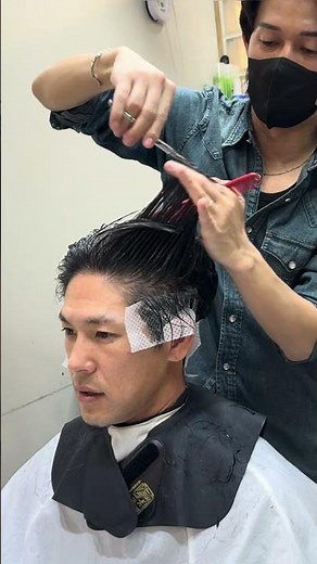 【Shorts】頭の膨らみを抑えるダウンパーマで作る、イケおじかき上げヘア