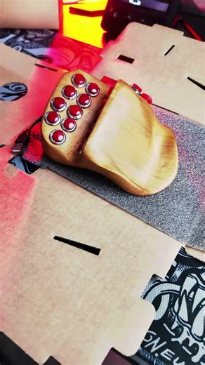 I didn't expect THIS inside #gaming #azeron #keypad #unboxing #diablo #mystery #gamer #pcsetup