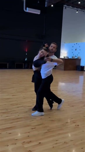 Reverse Roll with partner⚡️✨ #dancesport