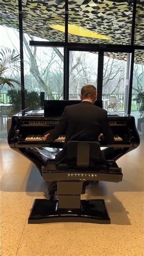 Petervary smart piano bench, Piano seating comfort