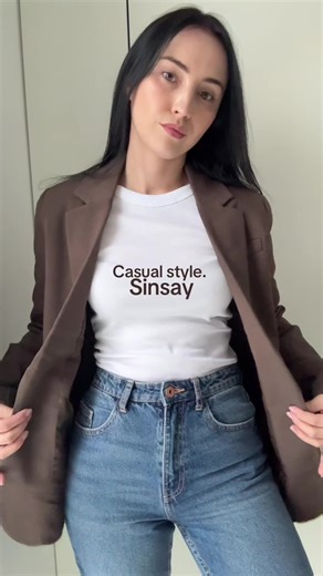 Czekoladowa marynarka: Stylizacje na co dzień