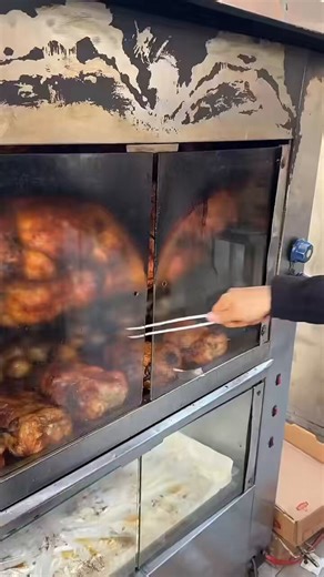 Turkish street food be like entire juicy roasted chicken and I have nothing against it.