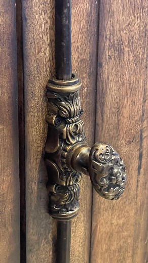 Rustic charm meets modern elegance. 🤎✨ The Phillipe Sideboard is that statement storage piece your home has been missing! With its beautiful rustic pecan finish, sleek lines, and plenty of storage for your serveware or décor favorites, this sideboard is as practical as it is stylish. 🍽️🌿 Whether you’re hosting a holiday dinner or simply styling your space, the Phillipe Sideboard brings warmth, texture, and timeless appeal to any room. 🏡💫 ✨ Ready to elevate your home? Click the link below to