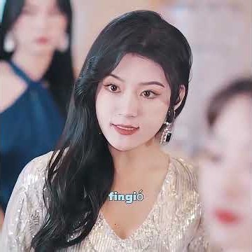 En mi bolso apareció de la nada un anillo de valor incalculable.