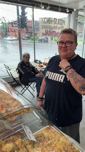 Pizza St-Vincent Montréal — pizza, heures et livraison Uber Eats