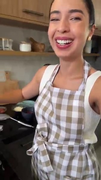 🍅 CREAMY TOMATO RISOTTO in 20 Minutes! (Home Chef Recipe) | JULIANA LOUISE