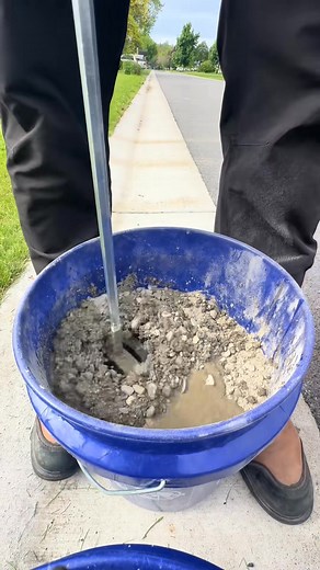 Easy DIY job. #diy #diyhomeprojects #mailbox #handyman #howto | PlumbingSk8r